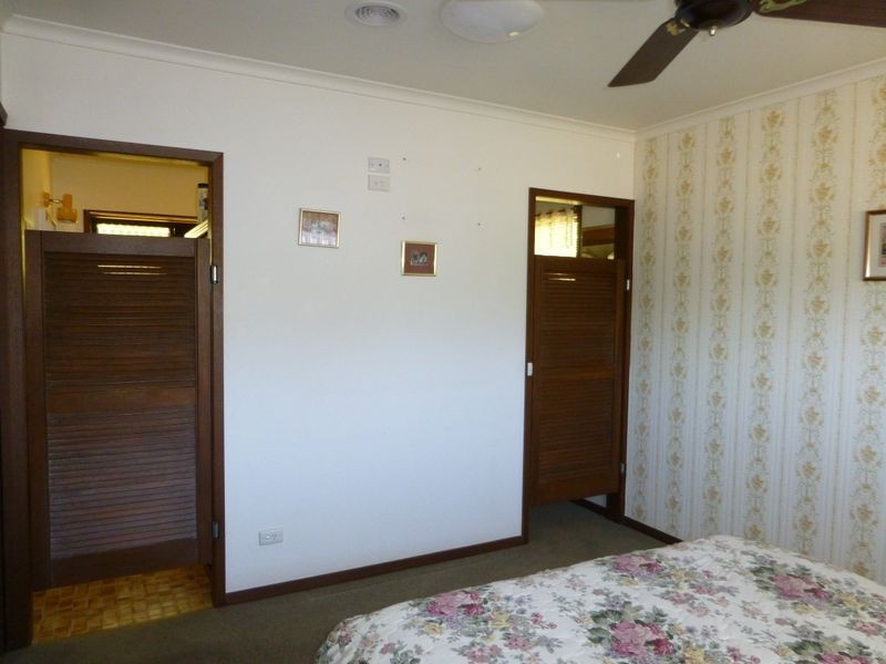 1 Oak Avenue, Benalla VIC 3672