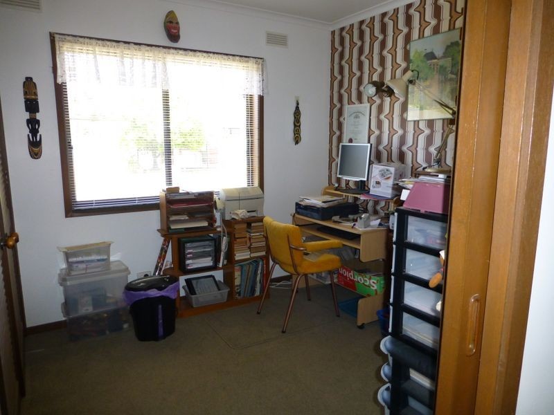 1 Oak Avenue, Benalla VIC 3672