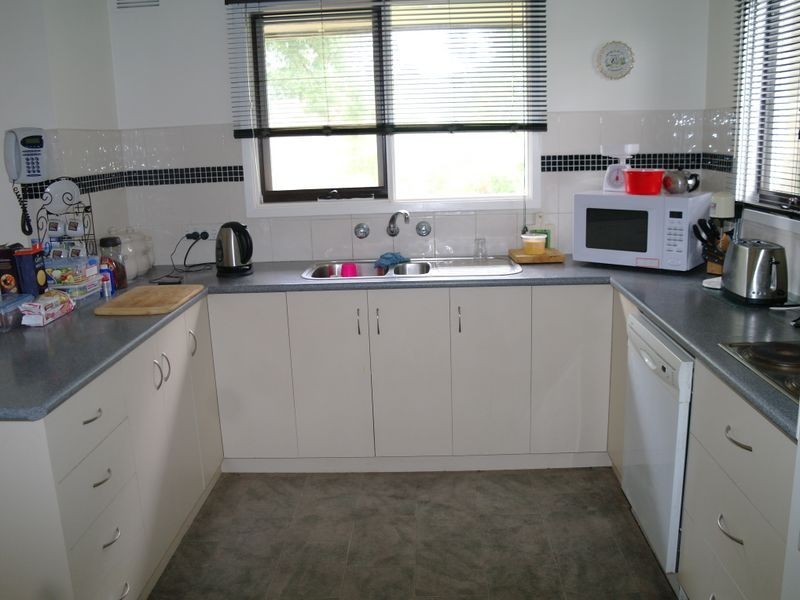 27 Moore Street Baddaginnie, Benalla VIC 3672