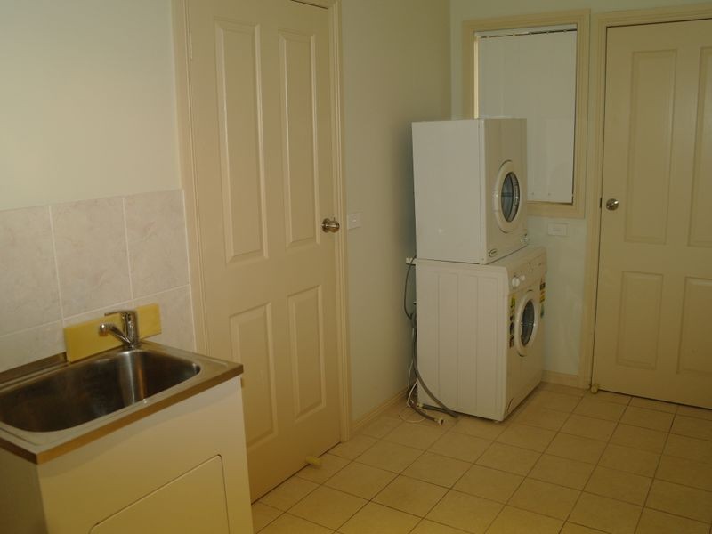 12 Ironbark Drive, Benalla VIC 3672