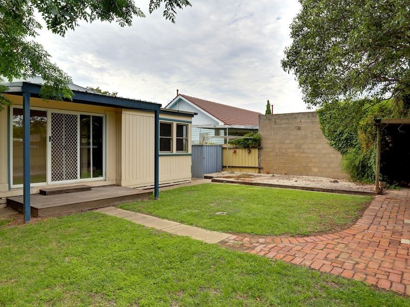 14 McGill Street, Benalla VIC 3672