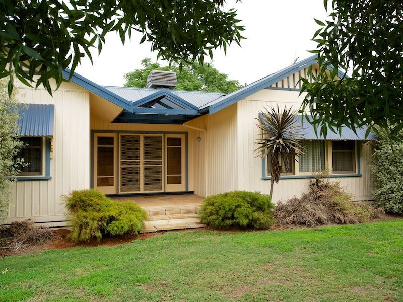 14 McGill Street, Benalla VIC 3672