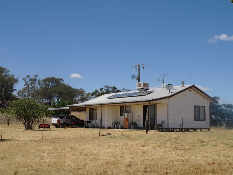 51 McGann Hill Road, Benalla VIC 3672