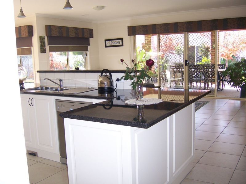 19 Olivers Road, Benalla VIC 3672