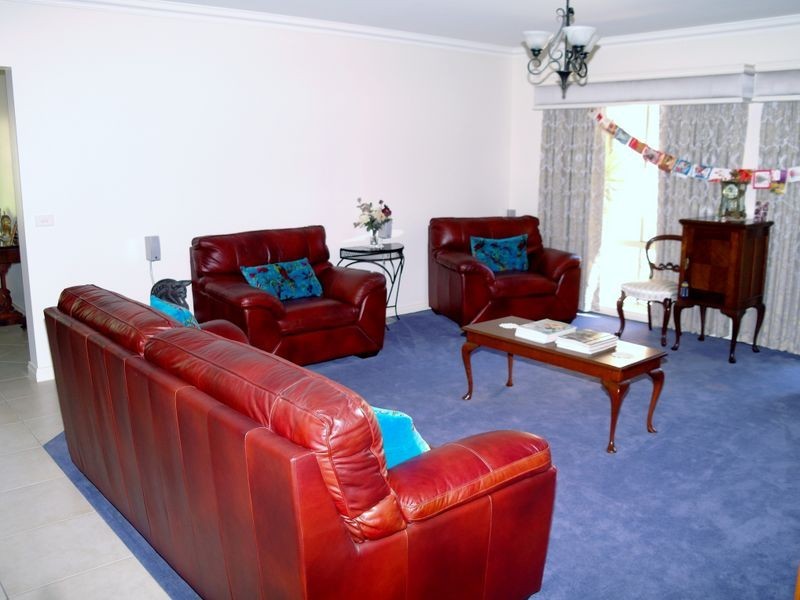 19 Olivers Road, Benalla VIC 3672