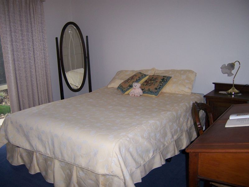 19 Olivers Road, Benalla VIC 3672