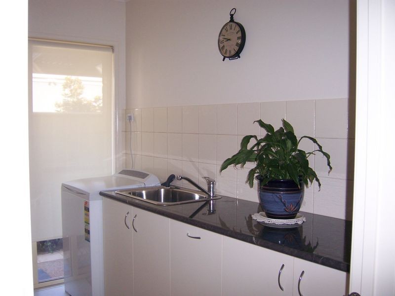 19 Olivers Road, Benalla VIC 3672