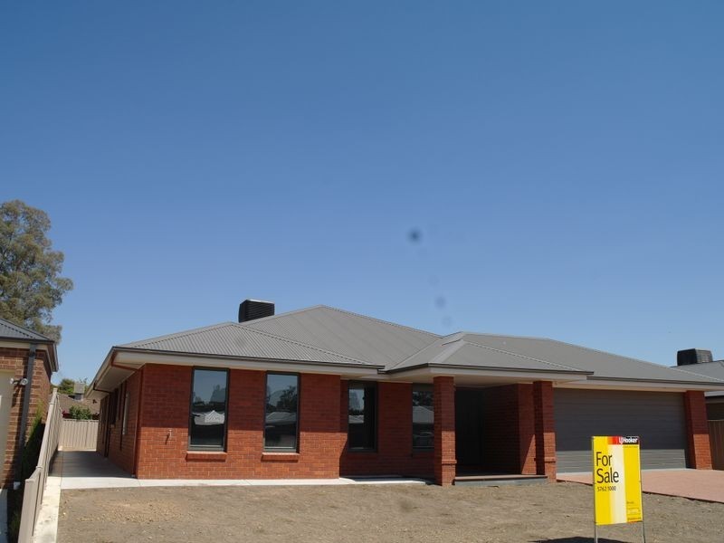 12 Trewin Street, Benalla VIC 3672