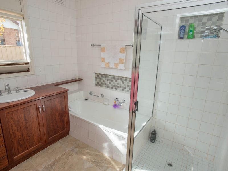 21 Maginness Street, Benalla VIC 3672