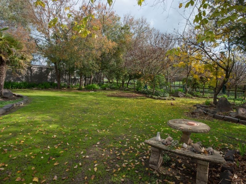 21 Maginness Street, Benalla VIC 3672