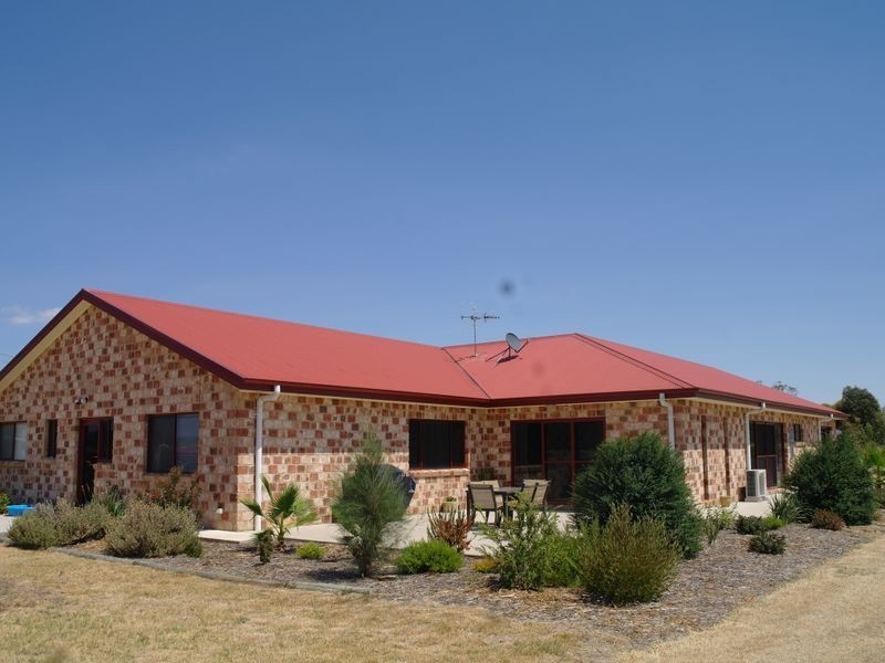 29 Miller Crescent, Benalla VIC 3672