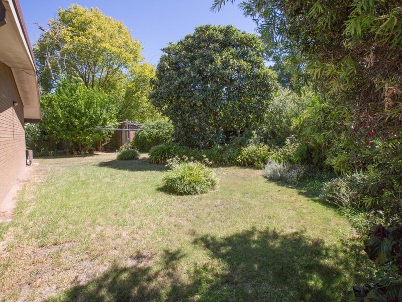 64 Monds Ave, Benalla VIC 3672