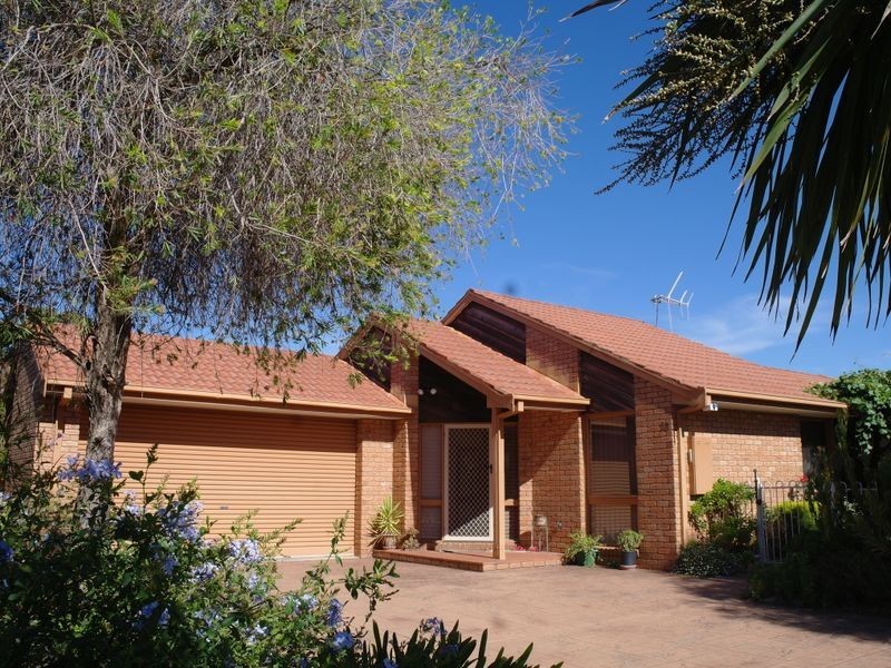 24 Latimer Street, Benalla VIC 3672