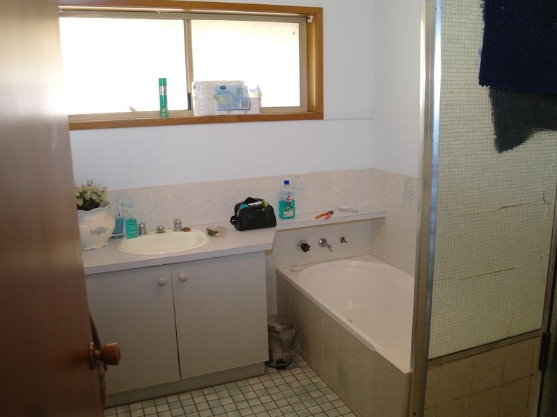 76 Witt Street, Benalla VIC 3672