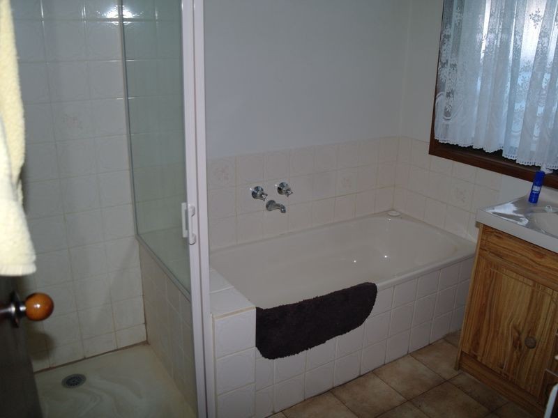 1-144 Waller Street, Benalla VIC 3672