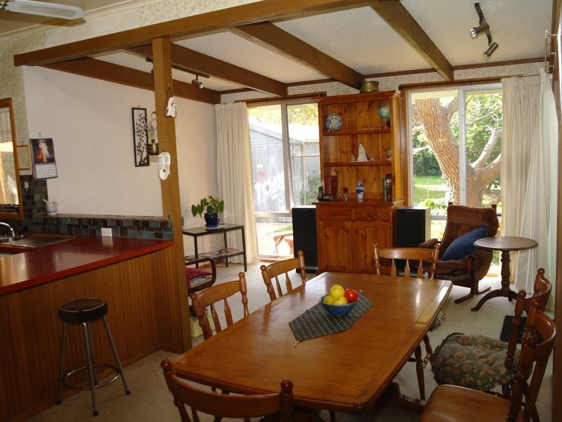 5 Munro Avenue, Benalla VIC 3672