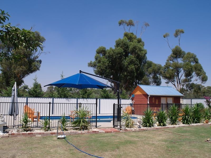 55 Yundool Road St James, Benalla VIC 3672
