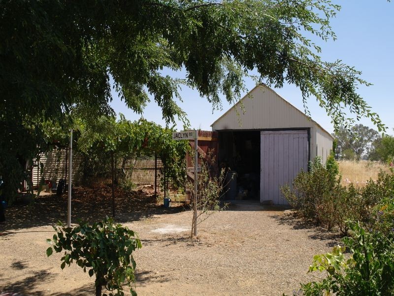 55 Yundool Road St James, Benalla VIC 3672