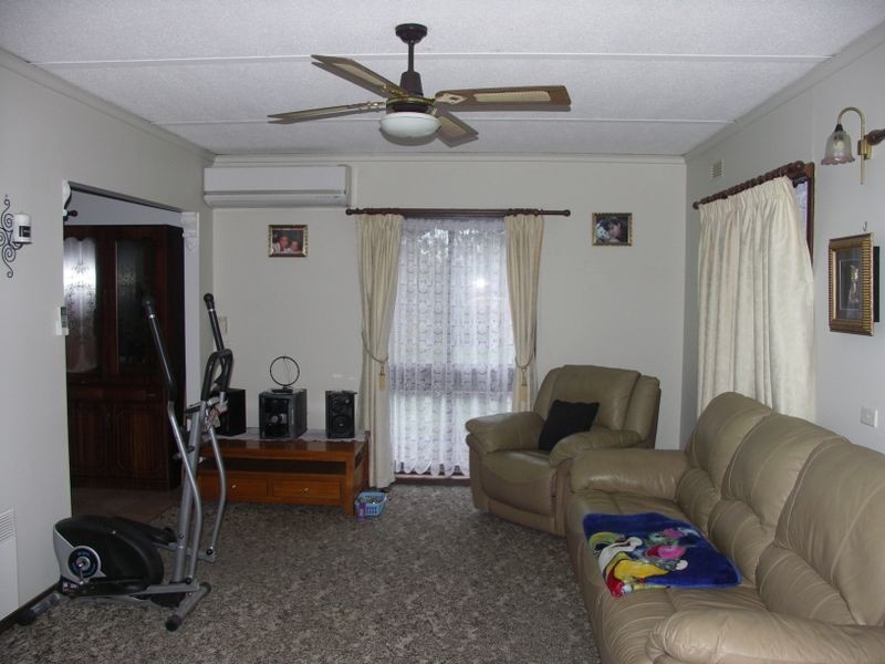 93 Halls Road, Goorambat VIC 3725