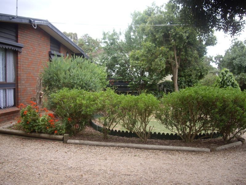 93 Halls Road, Goorambat VIC 3725