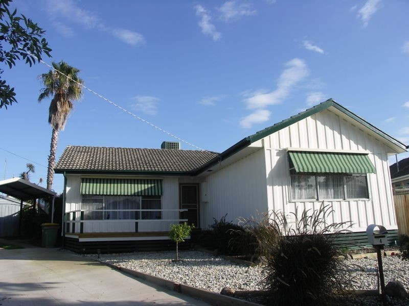 4 Ross Court, Benalla VIC 3672