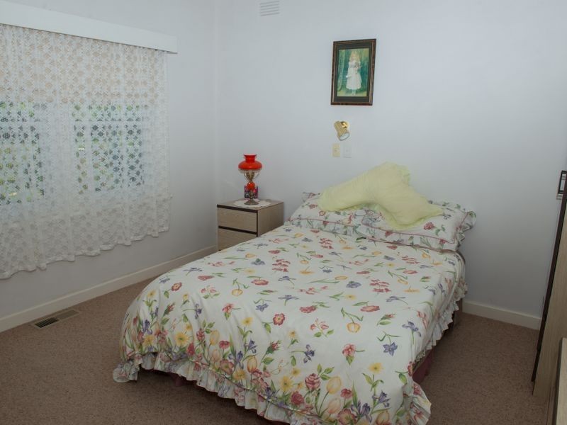 16 McGill Street, Benalla VIC 3672