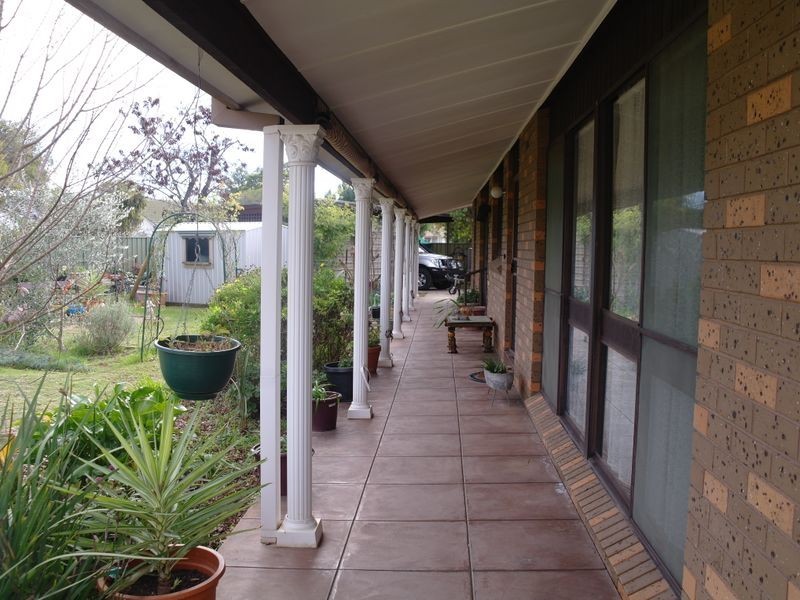 34 Shadforth Street, Benalla VIC 3672