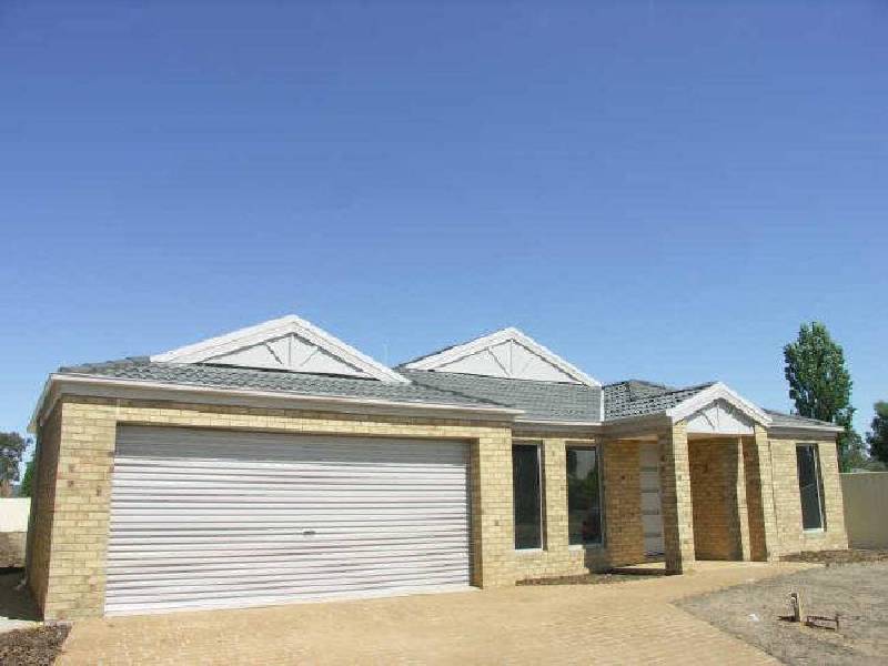 4 Schulz Street, Benalla VIC 3672