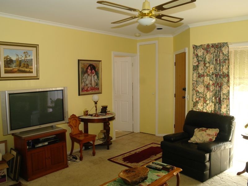 2 Exton Crescent, Benalla VIC 3672