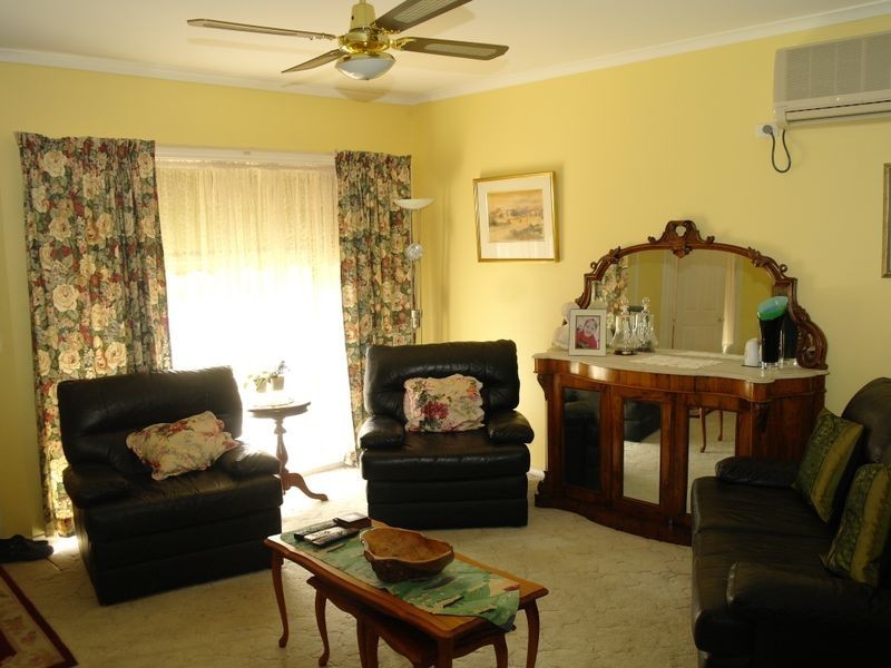 2 Exton Crescent, Benalla VIC 3672