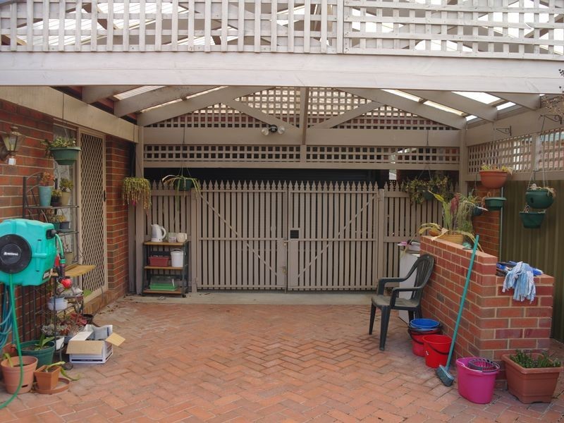 2 Exton Crescent, Benalla VIC 3672