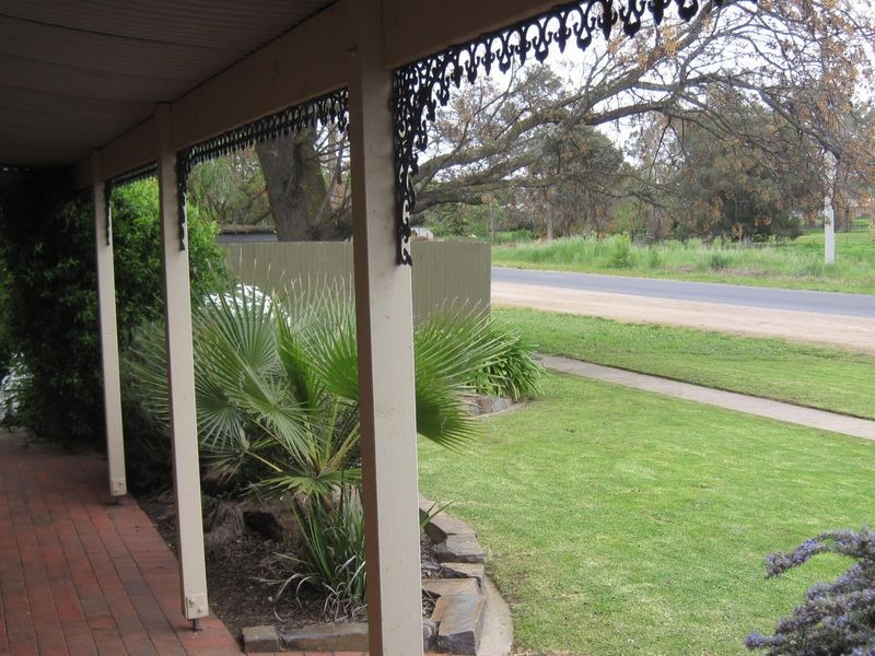 2 – 1 Shadforth Street, Benalla VIC 3672