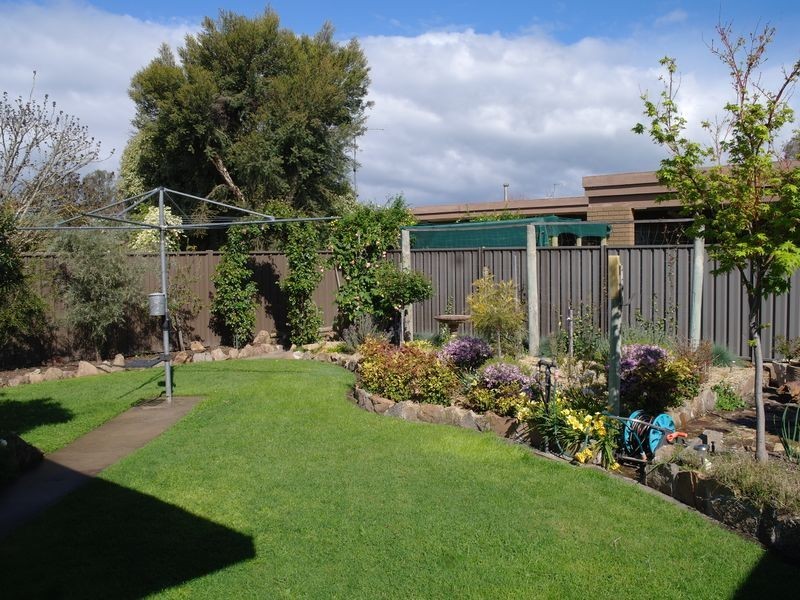 19 Monds Avenue, Benalla VIC 3672