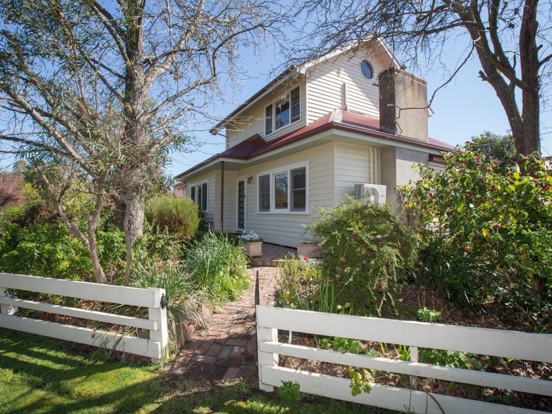 24 South Street, Benalla VIC 3672