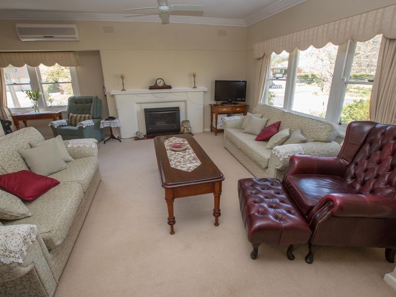 24 South Street, Benalla VIC 3672