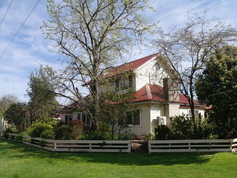 24 South Street, Benalla VIC 3672