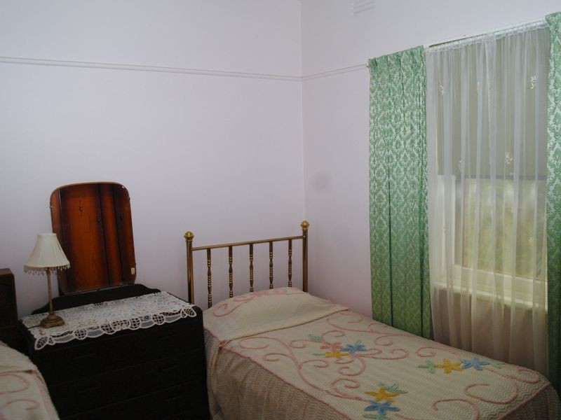 11 Swanlea Avenue, Benalla VIC 3672