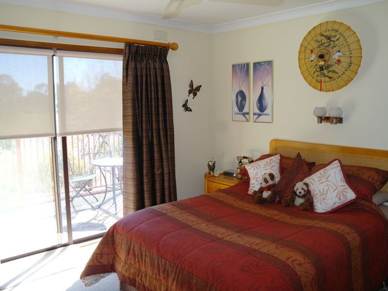 55 Willis Little Drive, Benalla VIC 3672