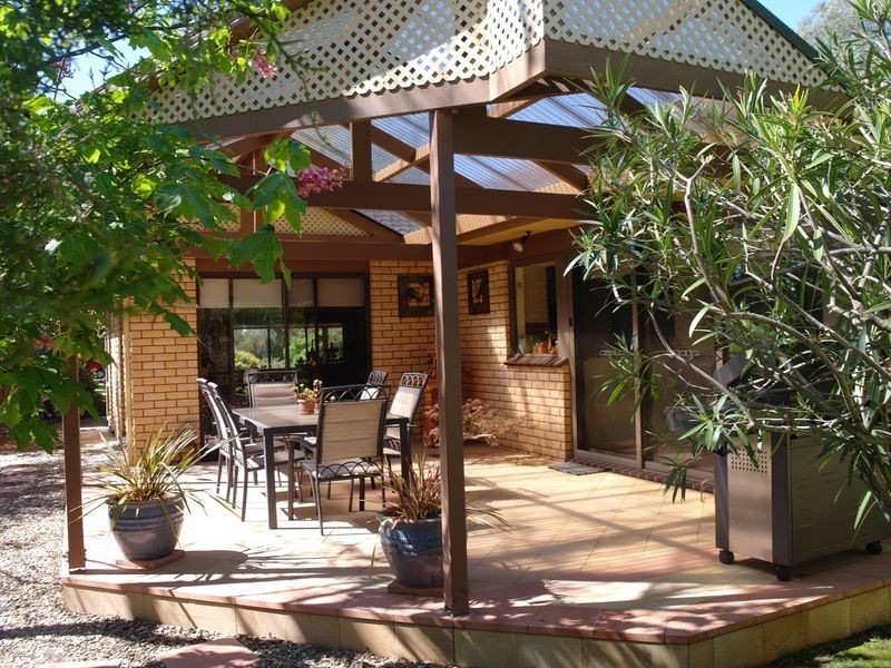 55 Willis Little Drive, Benalla VIC 3672