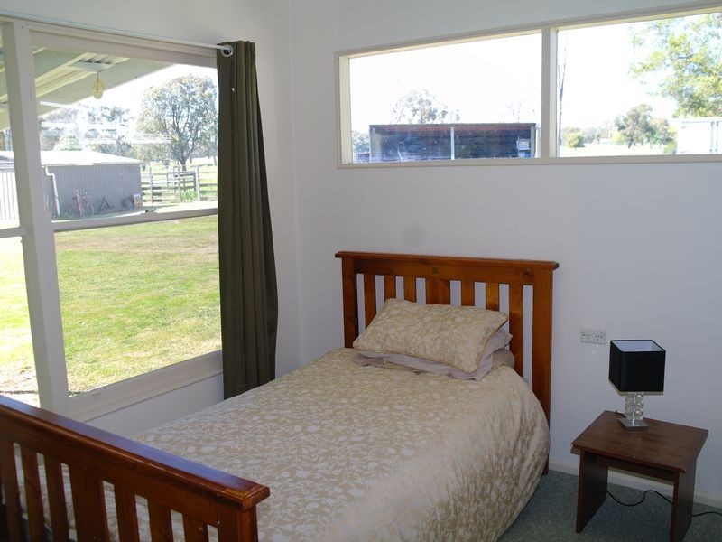 1959 Samaria Road Moorngag, Benalla VIC 3672