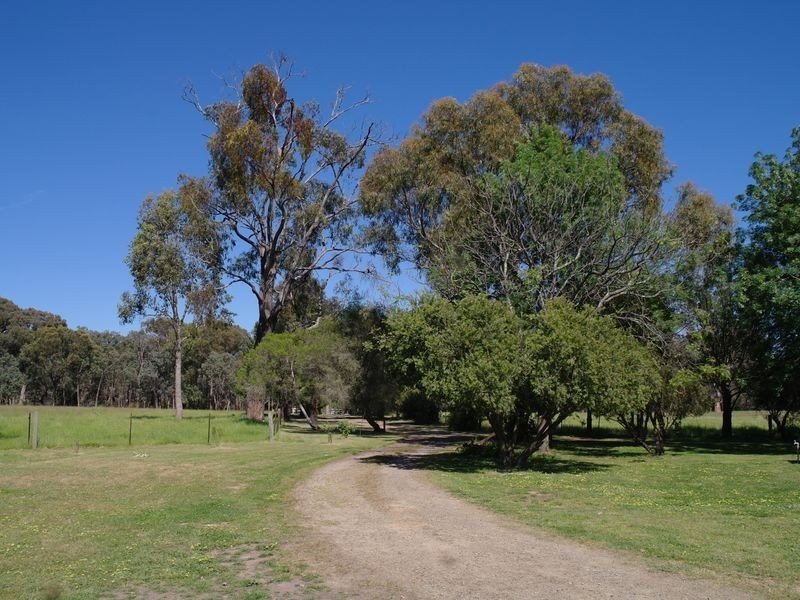 1959 Samaria Road Moorngag, Benalla VIC 3672