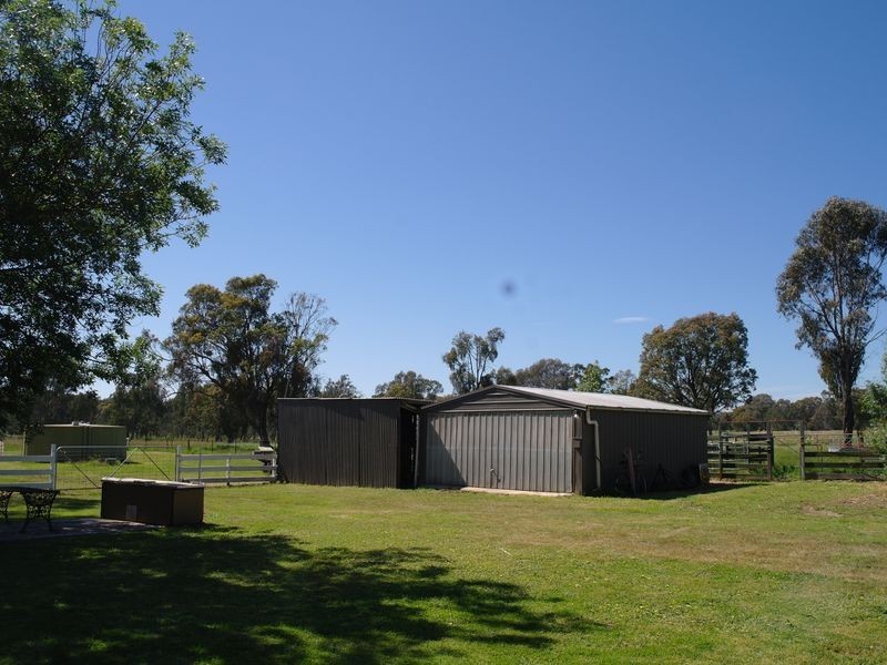 1959 Samaria Road Moorngag, Benalla VIC 3672