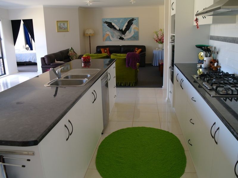 86 Racecourse Road, Benalla VIC 3672