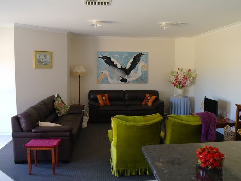 86 Racecourse Road, Benalla VIC 3672