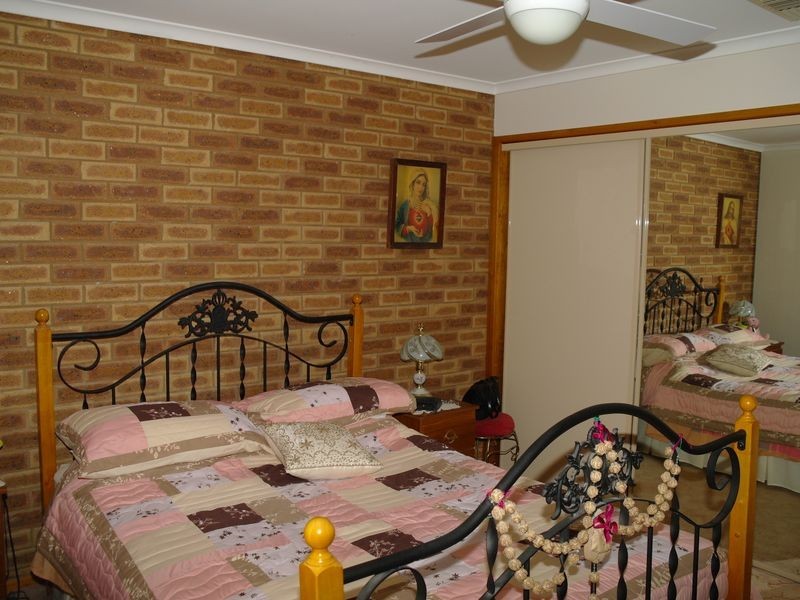 9 Exton Crescent, Benalla VIC 3672