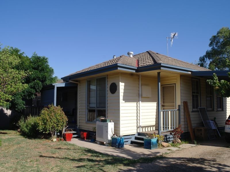 30 Roe Street, Benalla VIC 3672