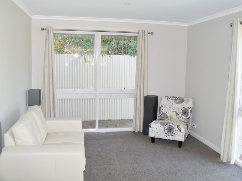 9 Tomkins Parade, Benalla VIC 3672