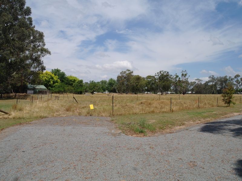 2 Grant Drive, Benalla VIC 3672