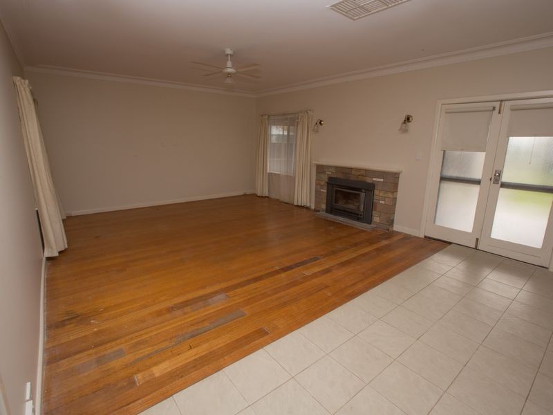 11 Perth Street, Benalla VIC 3672