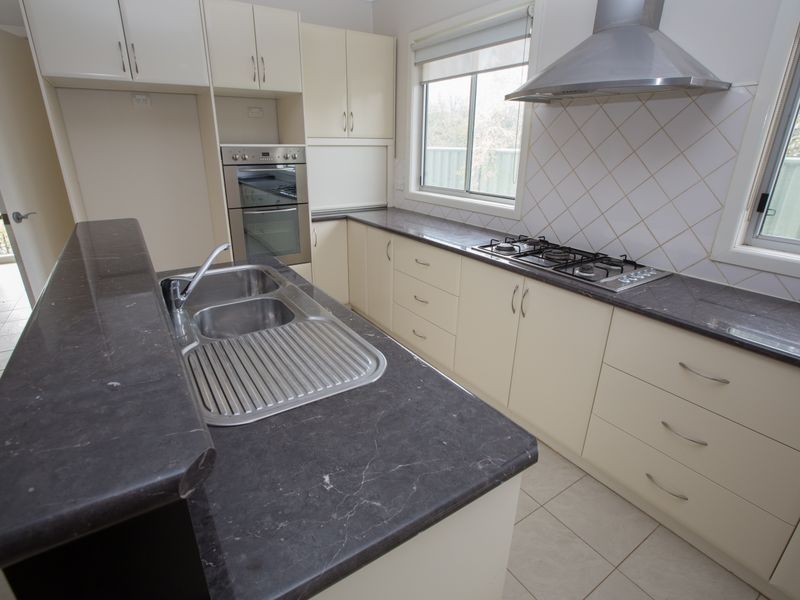 11 Perth Street, Benalla VIC 3672